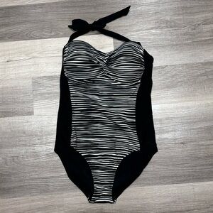 Merona One Piece Bathing Suit Swimsuit Size L Black Molded Cups Bra